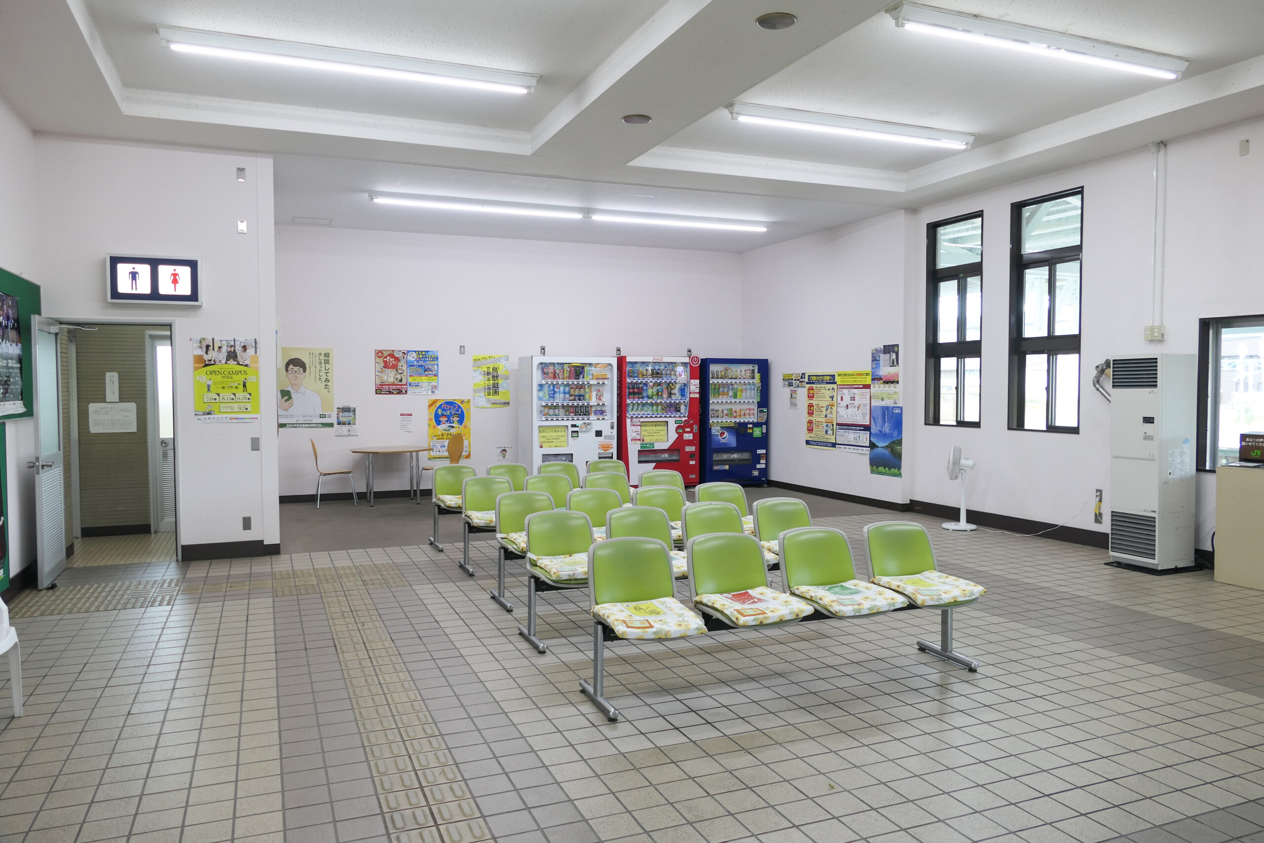 JR名寄駅の待合室